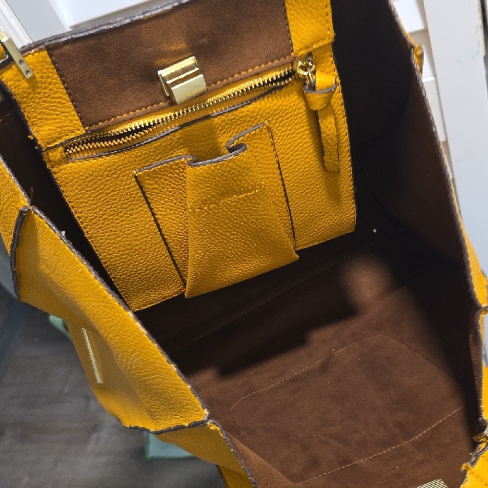 Steve Madden Turnlock Shoulder Tote Bag & Clutch Bag - Picture 11 of 15